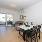 Lovely Apartment In Seget Donji With Wifi Trogir