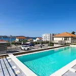 Lovely Apartment In Seget Donji With Wifi Trogir